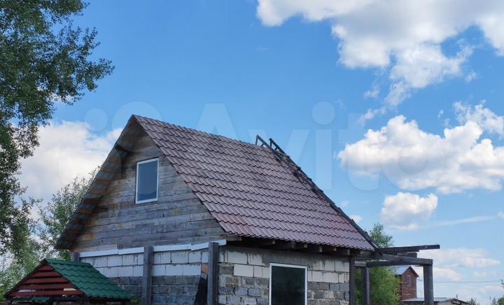 Дача 20 м² на участке 6 сот.