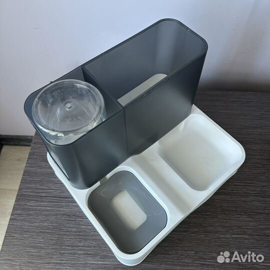 Кормушка для кошек