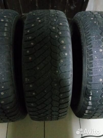 Gislaved Nord Frost 200 2.25 R17 20B