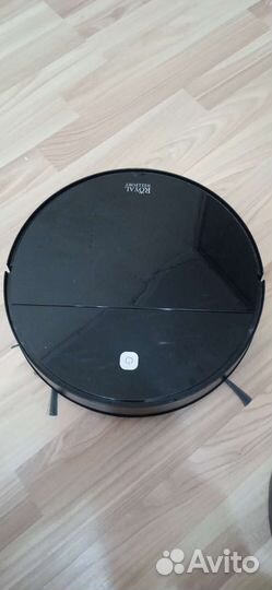 Робот пылесос
