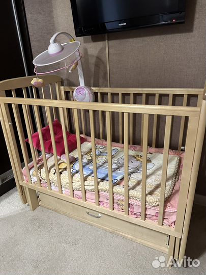 Кроватка детская