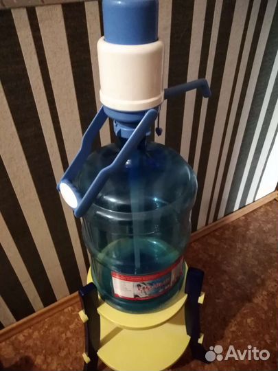 Помпа для воды, бутыль 19 л, подставка