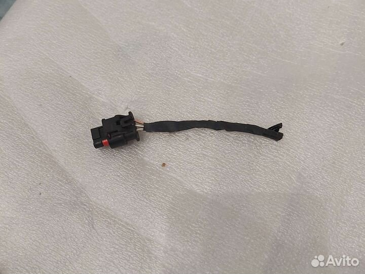 Разъём,фишка датчика парковки Лада Веста