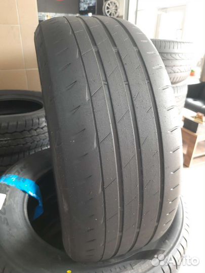 Bridgestone Potenza Adrenalin RE004 235/55 R17 103W