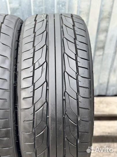 Nitto NT555 G2 235/35 R20 92Y