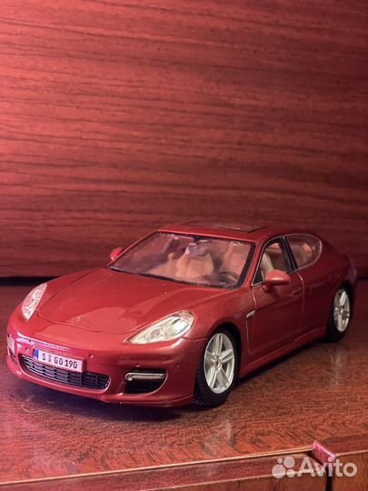 Модели авто в масштабе 1/18