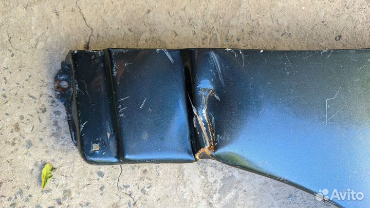 Правое переднее крыло ваз 2110