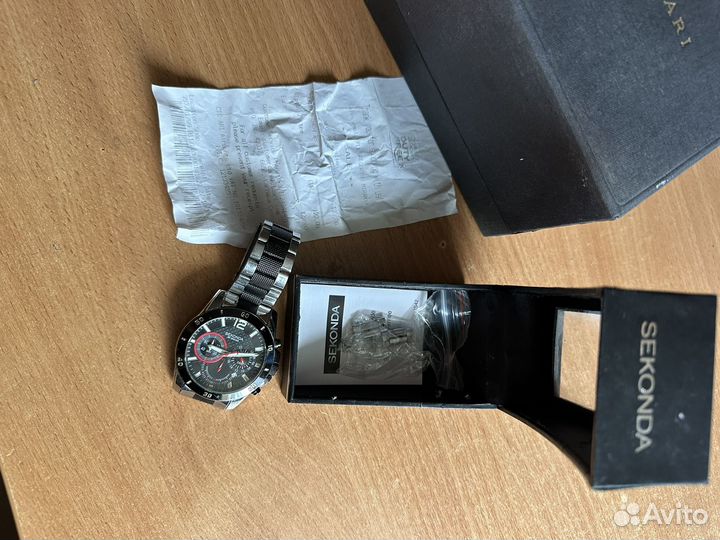 Часы sekonda