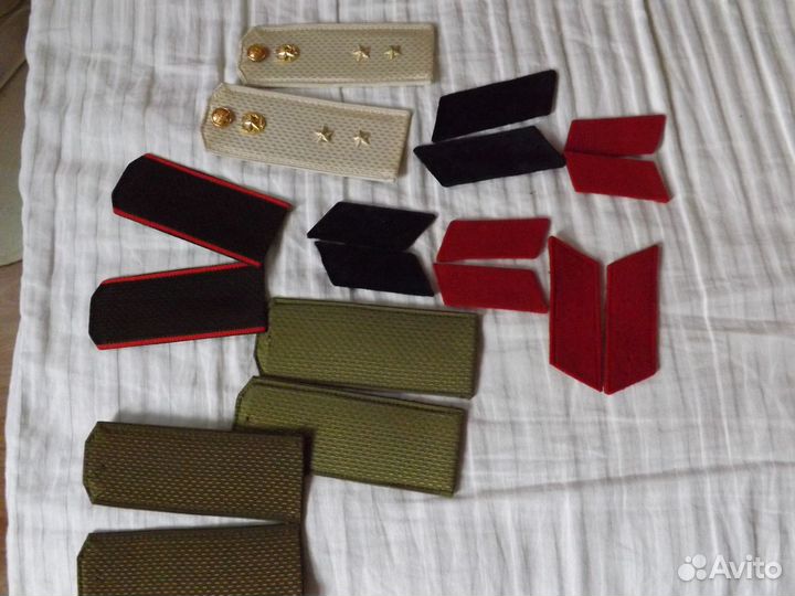 Погоны и петлицы