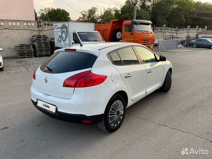 Renault Megane 1.6 AT, 2012, 215 000 км
