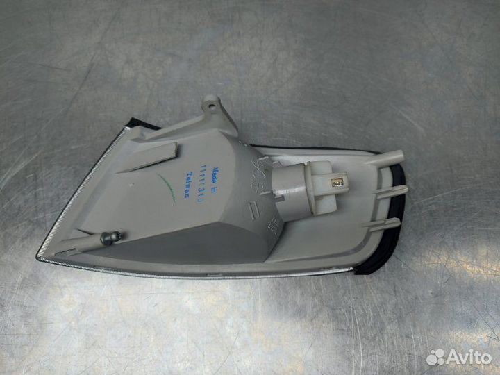 Поворотник передний правый Honda Accord CD3 20T2N