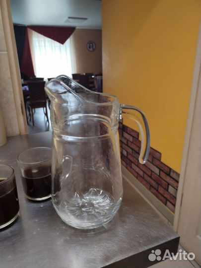 Кувшин стекло