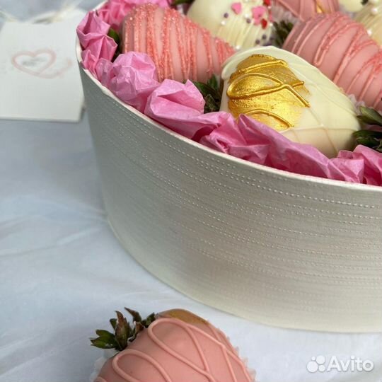 Клубника в шоколаде букеты