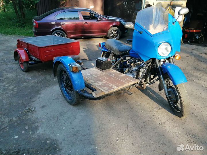 Мотоцикл Урал с прицепом