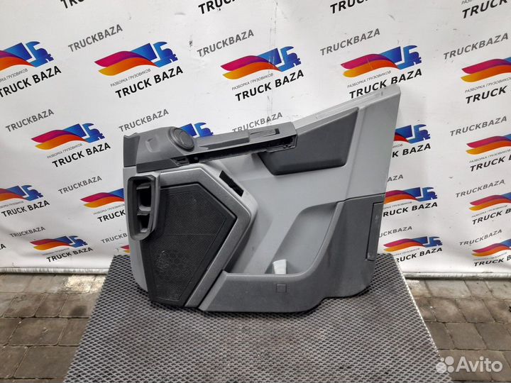 Обшивка двери Renault T