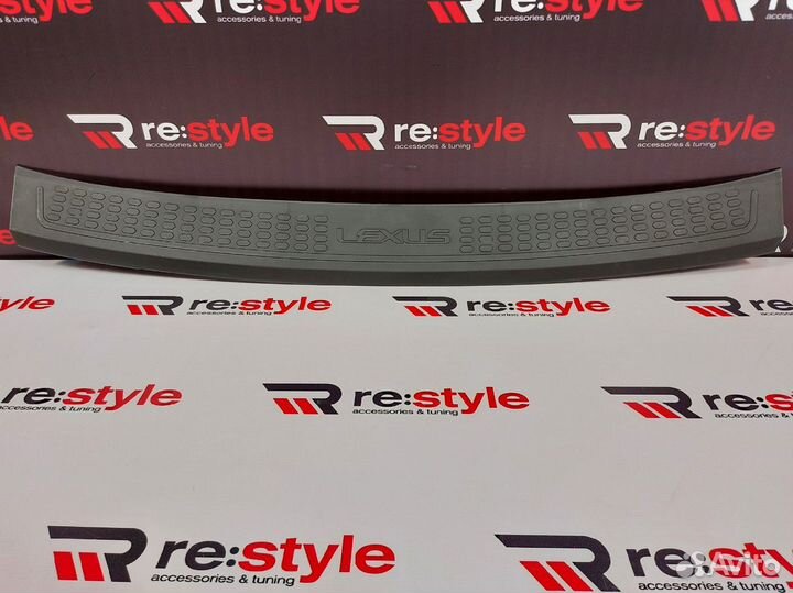 Накладка заднего бампера Lexus RX270 10-15г K2327