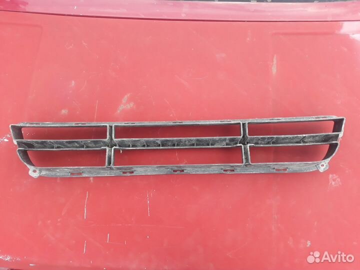 Решетка переднего бампера Kia Ceed ED 2006-2010