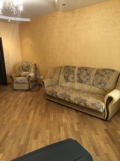 2-к. квартира, 77 м², 3/9 эт.