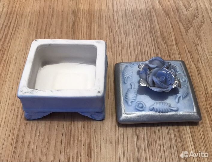 Шкатулка для украшений