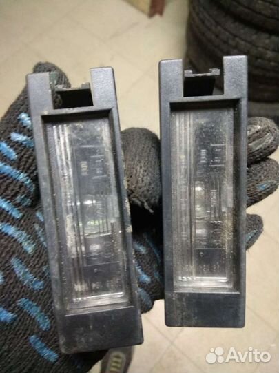 Фонарь подсветки номерного знака opel meriva a