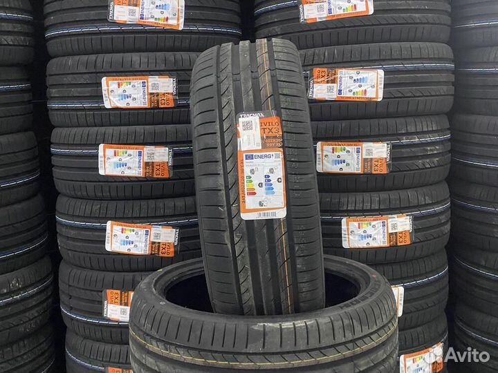 Tracmax X-Privilo TX3 245/40 R20 99Y