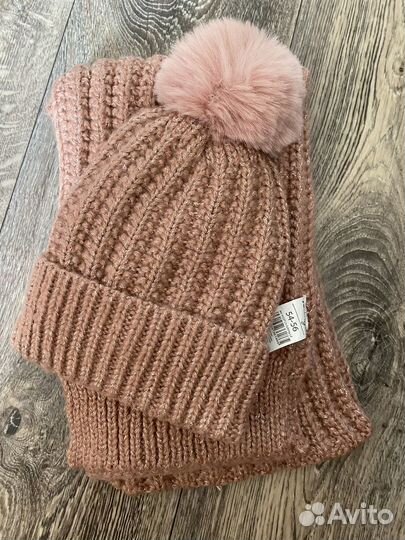 Новый комплект - шапка и шарф для девочки (зима)