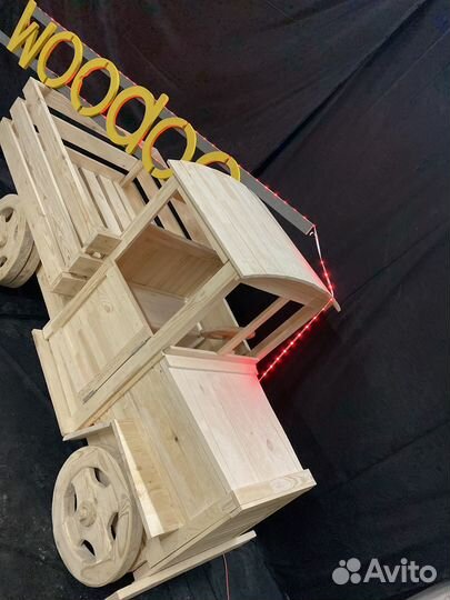 Декоративный грузовик