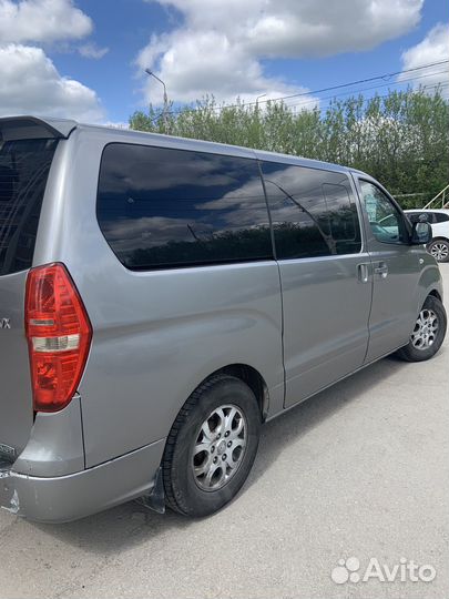 Hyundai Grand Starex 2.5 AT, 2011, 346 000 км