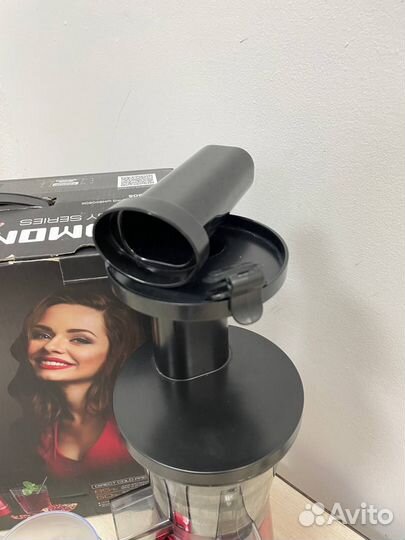 Соковыжималка шнековая redmond RJ-980S