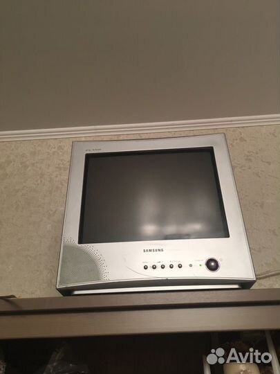 Телевизор samsung