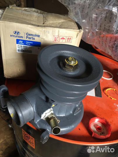 Помпа Hyundai HD-170 Оригинал