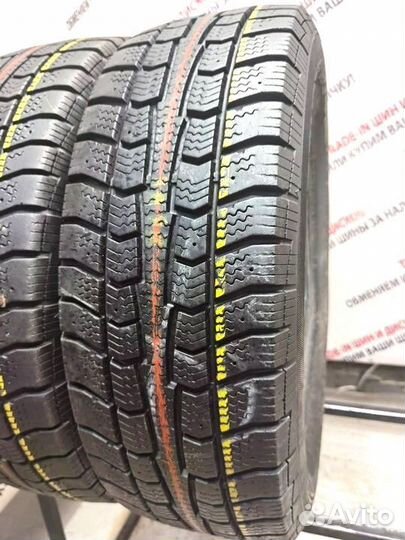 Cooper Discoverer A/T 205/70 R15 96T