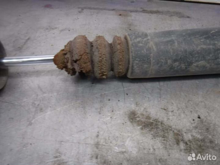 Амортизатор задний правый Skoda Octavia A4 BFQ