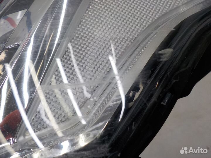 Фара левая Chevrolet Traverse 2017