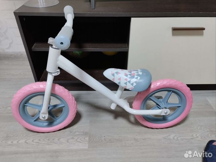 Беговел детский новый