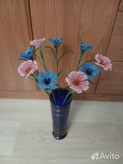 Букет васильков из чешского бисера