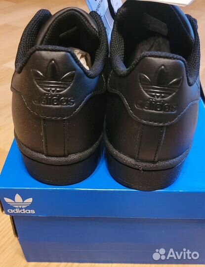 Кеды adidas orignals кожа р. 35,5