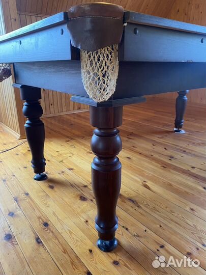 Бильярдный стол