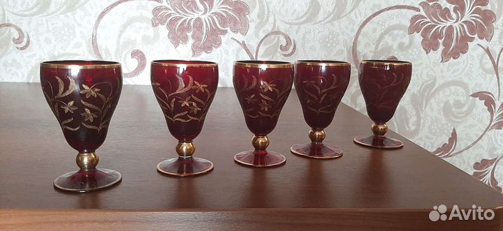 Рюмки, рубиновое стекло с позолотой, богемское