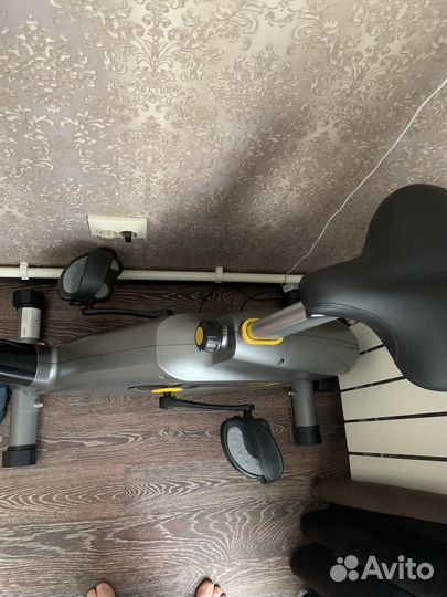 Велотренажер lifeSpan fit