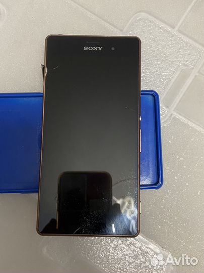 Телефон Sony xperia z3
