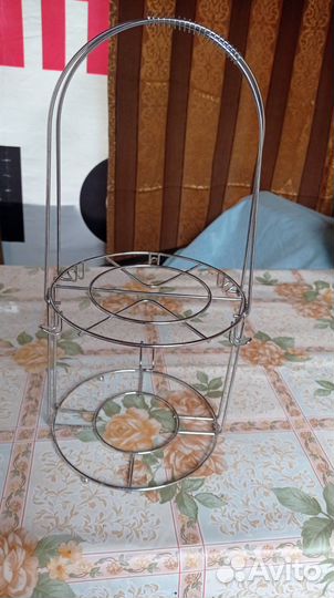 Подставепа подчашеки и блюдца