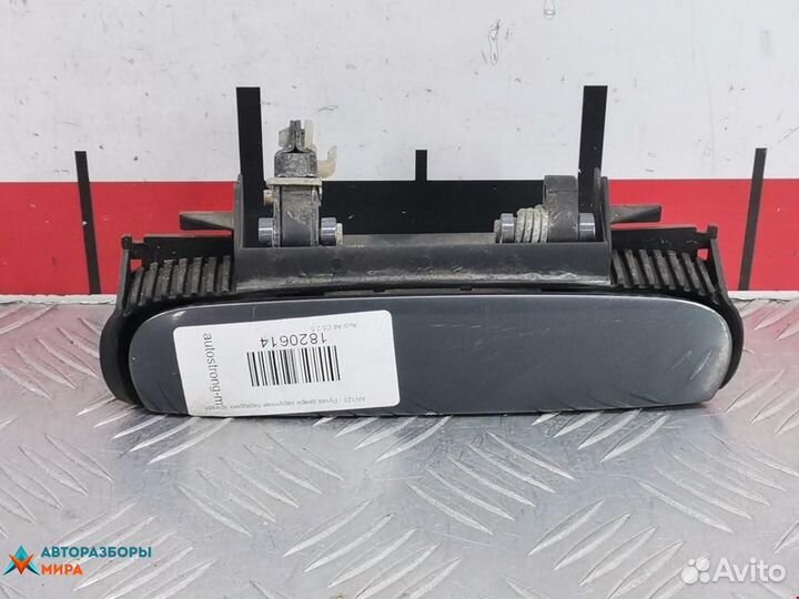 Ручка наружная передняя правая Audi A6 4B/C5 рест
