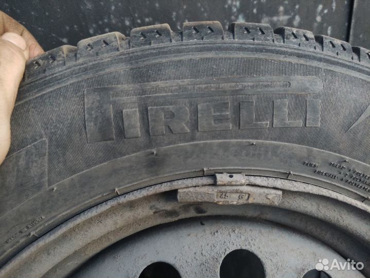 R15 Pirelli Cinturato Winter 195/65, PCD 5x114.3 DIA 67.1