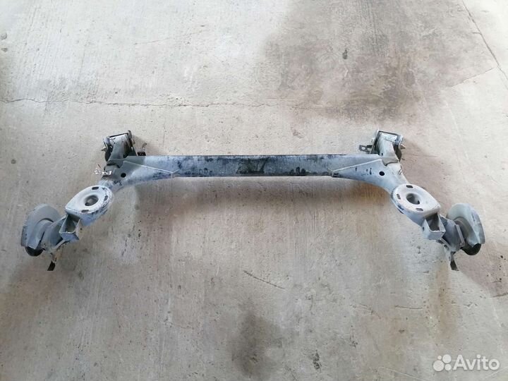 Балка задняя Шкода Рапид 2018