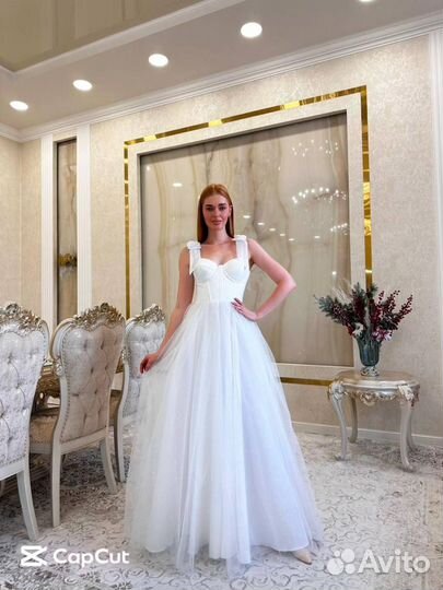 Вечернее платье для выпускного бала