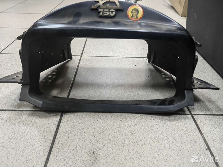 Корпус приборной панели Yamaha XJ750