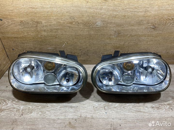 Комплект фар Volkswagen Golf 4 с птф