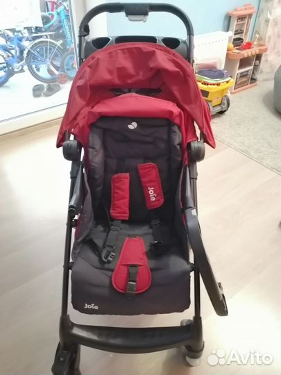 Прогулочная коляска joie Muze
