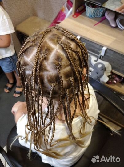 Плетение кос с канекалоном